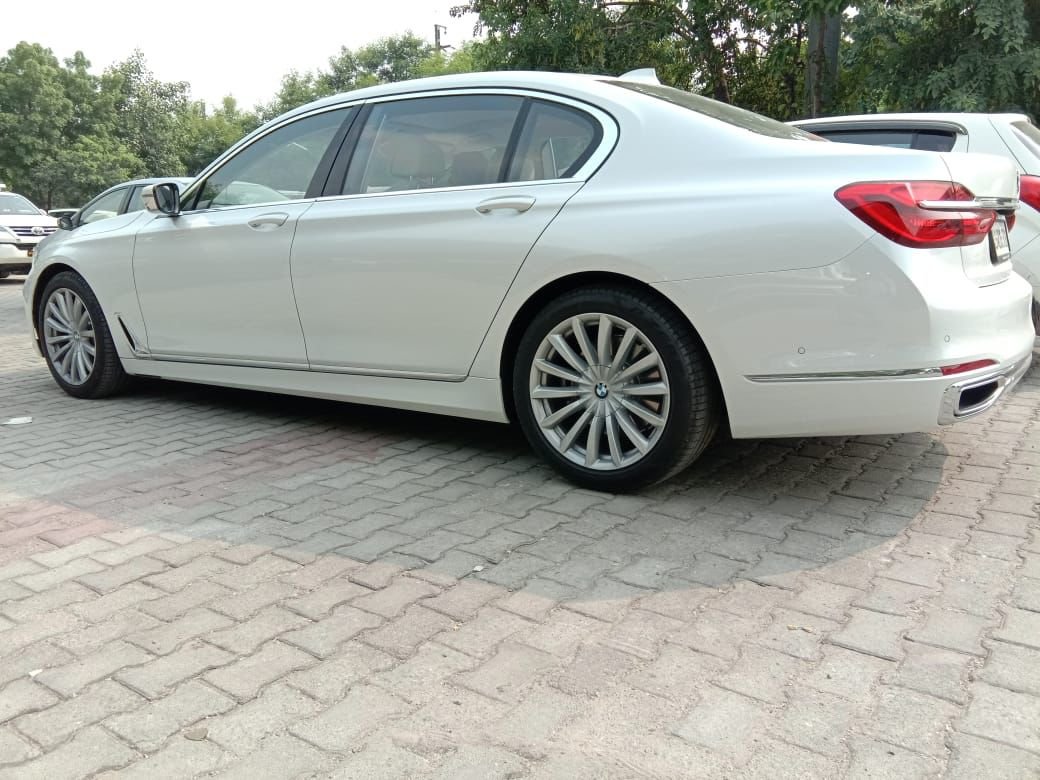 BMW 740Li