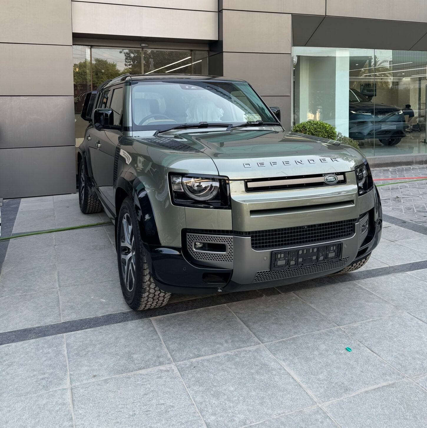Land Rover Defender